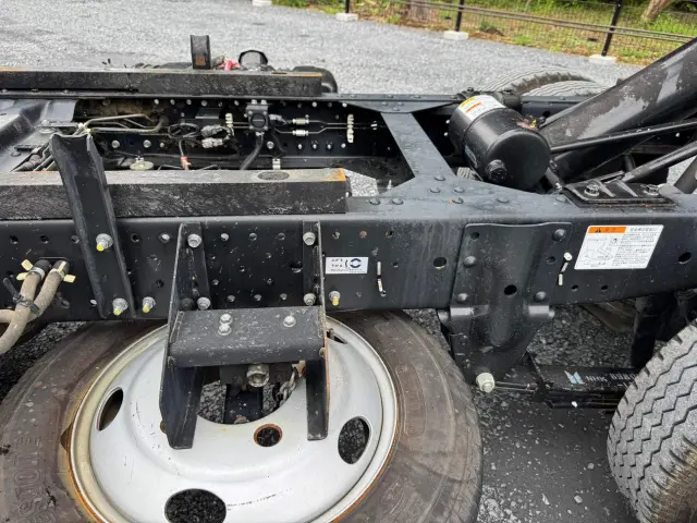 いすゞ エルフ TPG-NJR85AN(2WD)の写真25