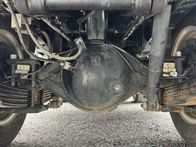 いすゞ エルフ TPG-NJR85AN(2WD)の写真29