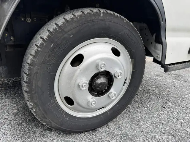 いすゞ エルフ TPG-NJR85AN(2WD)の写真48