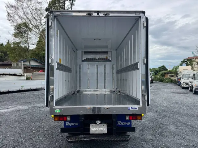 一見しただけでは分からない車両の状態を徹底的に明らかにする入庫検査の技術には、自信があります。|三菱 キャンター TPG-FBA50(2WD)の写真12