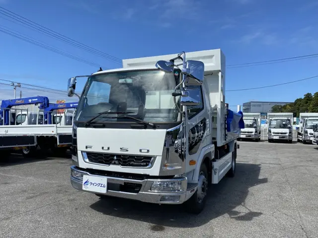 三菱 ファイター 2KG-FK62FZ(2WD)の写真1