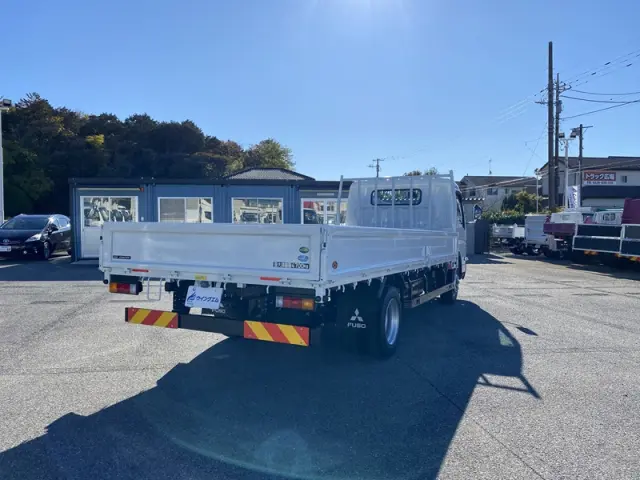 三菱 キャンター 2PG-FEB90(2WD)の写真7