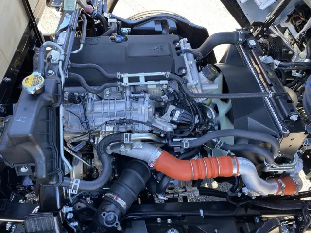 三菱 キャンター 2PG-FEB90(2WD)の写真10