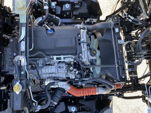 三菱 キャンター 2PG-FEB90(2WD)の写真11