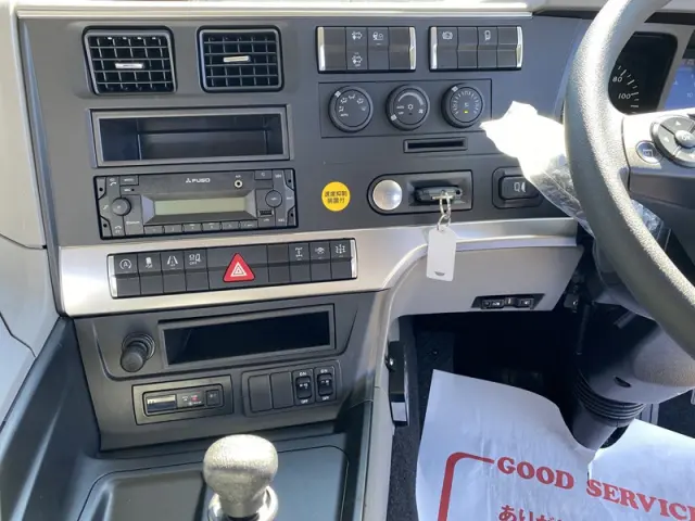 三菱 スーパーグレート 2PG-FS70HZ(4WD)の写真17