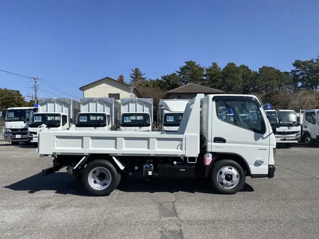 三菱 キャンター 2PG-FBA60(2WD)の写真5