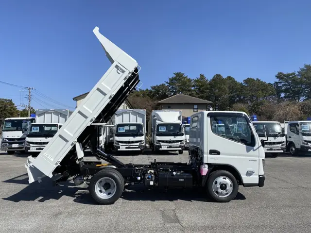 三菱 キャンター 2PG-FBA60(2WD)の写真7