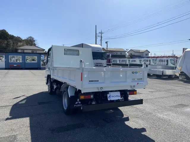 三菱 キャンター 2PG-FBA60(2WD)の写真8