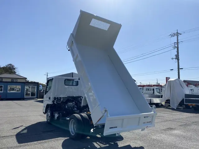 三菱 キャンター 2PG-FBA60(2WD)の写真8