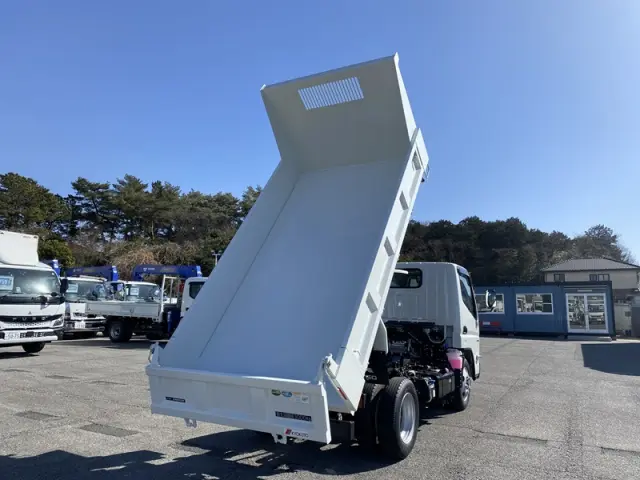 三菱 キャンター 2PG-FBA60(2WD)の写真9