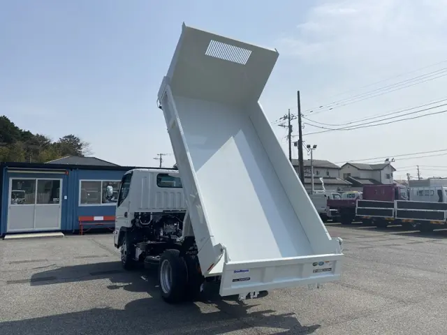 三菱 キャンター 2RG-FBA30(2WD)の写真7