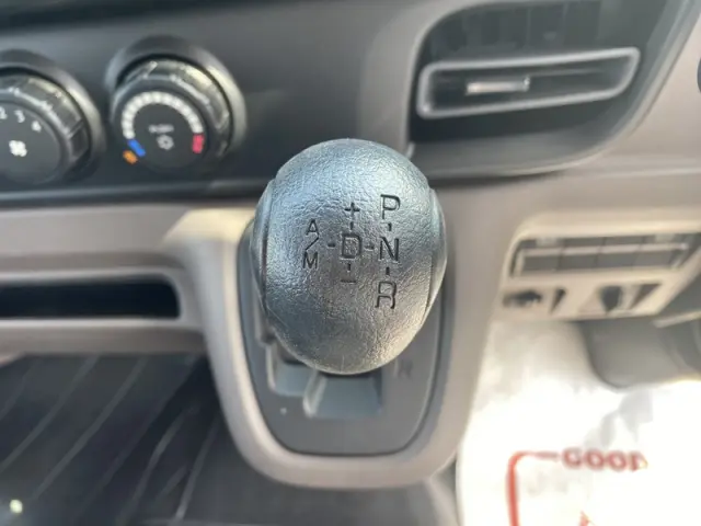 三菱 キャンター 2RG-FBA30(2WD)の写真13