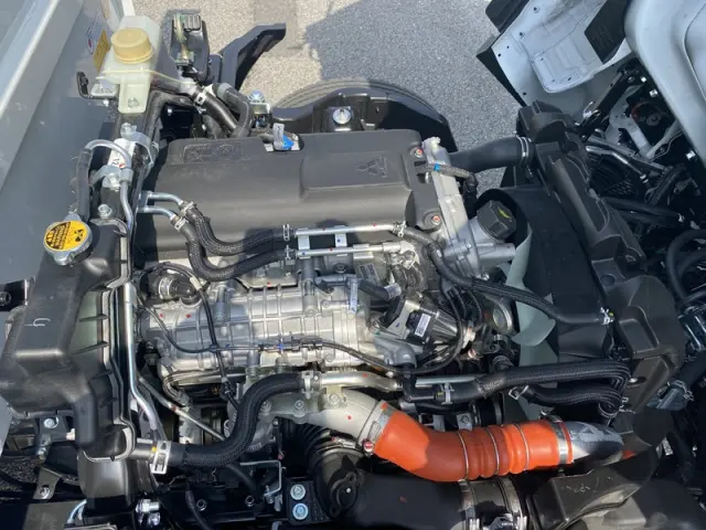 三菱 キャンター 2RG-FBA30(2WD)の写真14