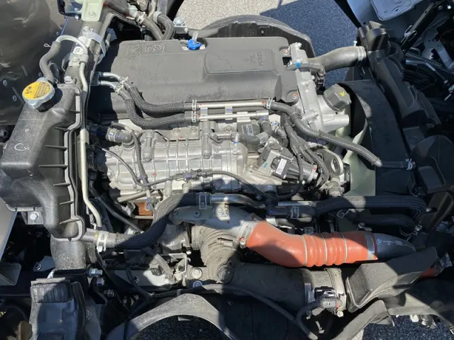 三菱 キャンター 2RG-FBA20(2WD)の写真11