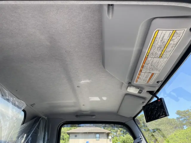 三菱 キャンター 2RG-FBA20(2WD)の写真15