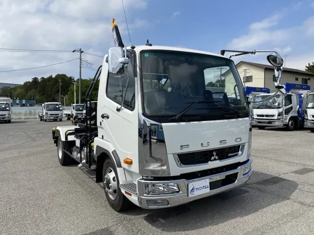 三菱 ファイター 2KG-FK72F(2WD)の写真3