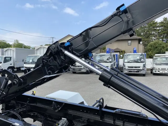 三菱 ファイター 2KG-FK72F(2WD)の写真9