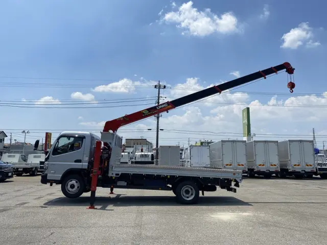 三菱 キャンター 2PG-FEB90(2WD)の写真4