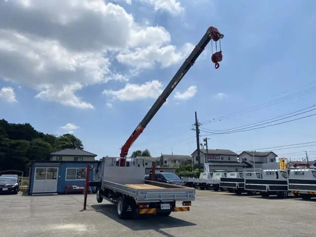 三菱 キャンター 2PG-FEB90(2WD)の写真7