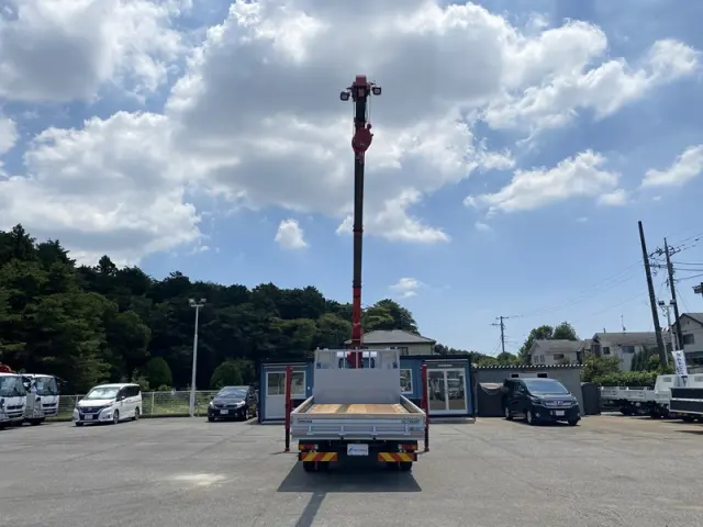 三菱 キャンター 2PG-FEB90(2WD)の写真8