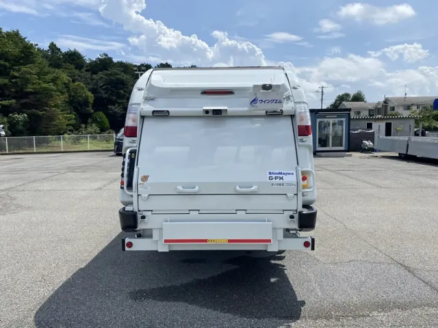 三菱 キャンター 2RG-FEAV0(2WD)の写真9