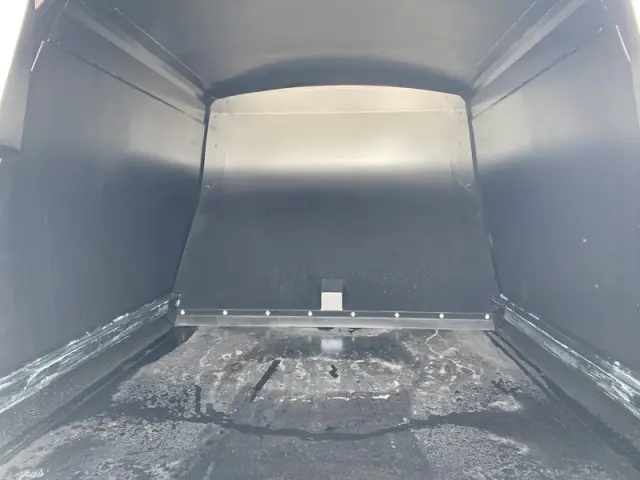 三菱 キャンター 2RG-FEAV0(2WD)の写真11