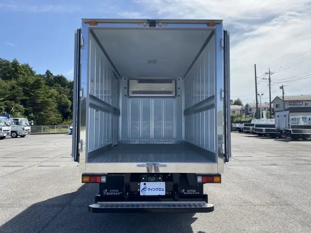 三菱 キャンター 2RG-FBAV0(2WD)の写真9