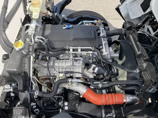 三菱 キャンター 2RG-FBAV0(2WD)の写真12