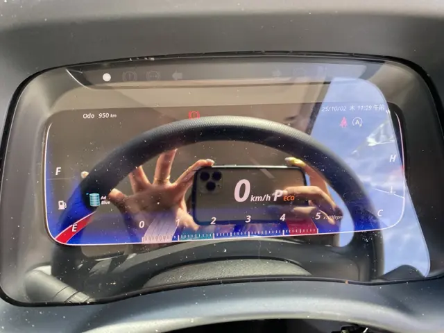 三菱 キャンター 2RG-FBAV0(2WD)の写真18