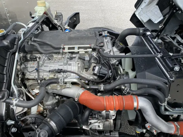 三菱 キャンター 2PG-FEB80(2WD)の写真13