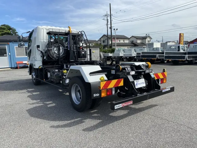 三菱 ファイター 2KG-FK62F(2WD)の写真7