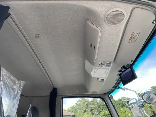 三菱 ファイター 2KG-FK62F(2WD)の写真13