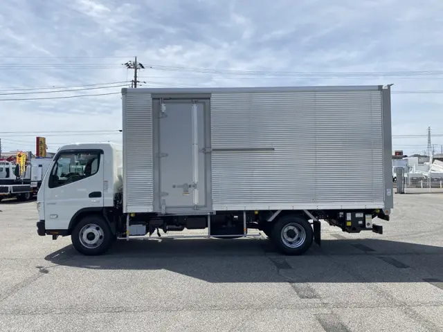 三菱 キャンター 2PG-FEB80(2WD)の写真4