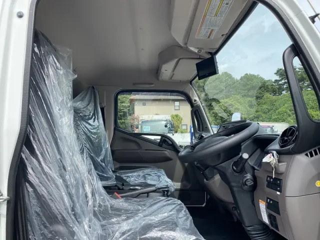 三菱 キャンター 2PG-FEB80(2WD)の写真14