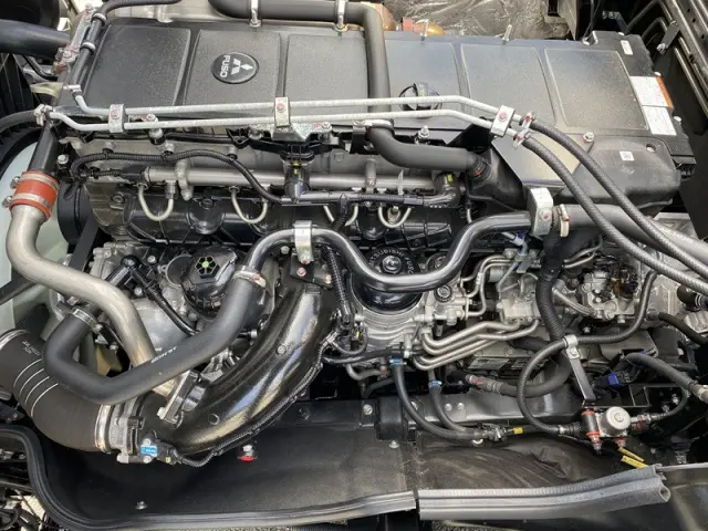 三菱 ファイター 2PG-FS80VZ(8x4)の写真14