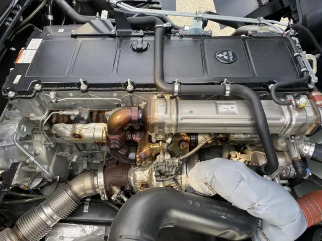 三菱 ファイター 2PG-FS80VZ(8x4)の写真15