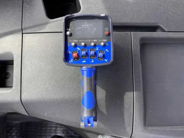 三菱 ファイター 2PG-FS80VZ(8x4)の写真20