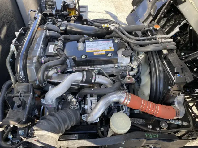 いすゞ フォワード 2RG-FTR90V4(2WD)の写真11