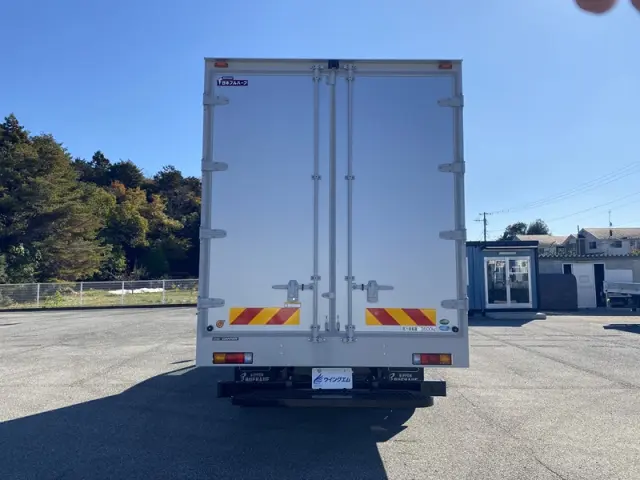 三菱 キャンター 2PG-FEB80(2WD)の写真8