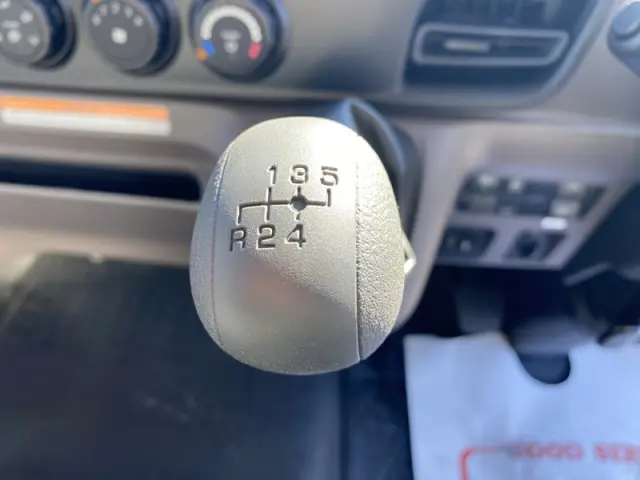 三菱 キャンター 2PG-FEB80(2WD)の写真19