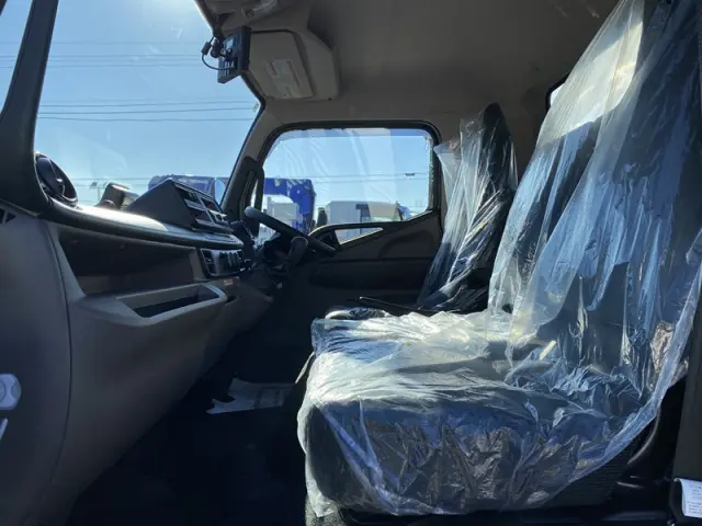 三菱 キャンター 2PG-FEB80の写真16