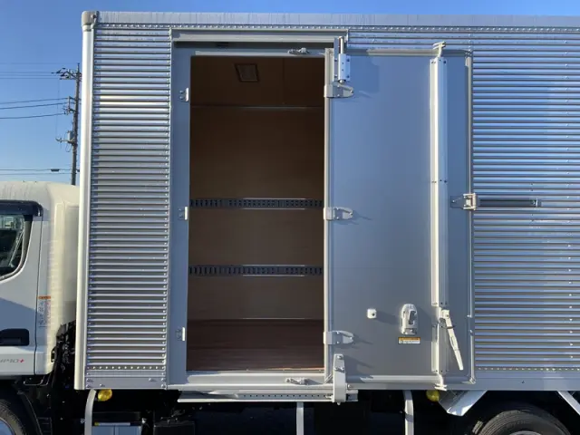 三菱 キャンター 2RG-FEAV0(2WD)の写真10