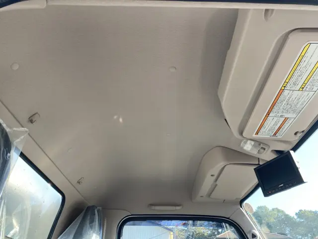 三菱 キャンター 2RG-FEAV0(2WD)の写真14