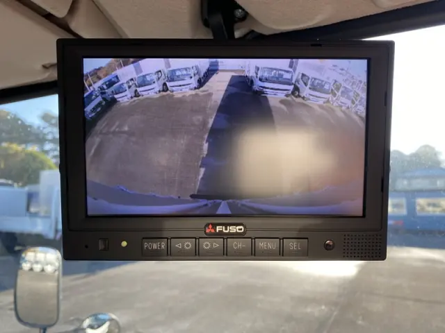 三菱 キャンター 2RG-FEAV0(2WD)の写真15