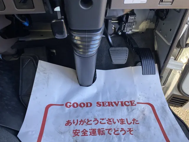 三菱 キャンター 2RG-FEAV0(2WD)の写真20