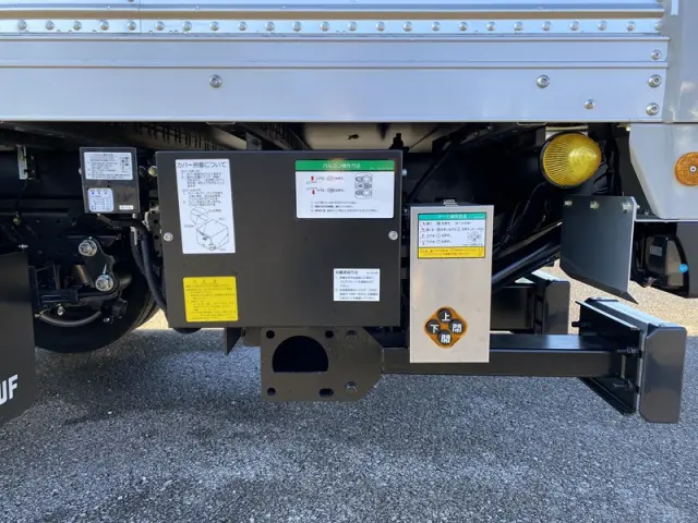 三菱 キャンター 2RG-FEAV0(2WD)の写真13