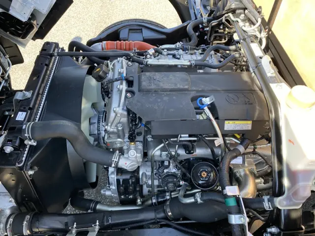 三菱 キャンター 2PG-FEB80(2WD)の写真11