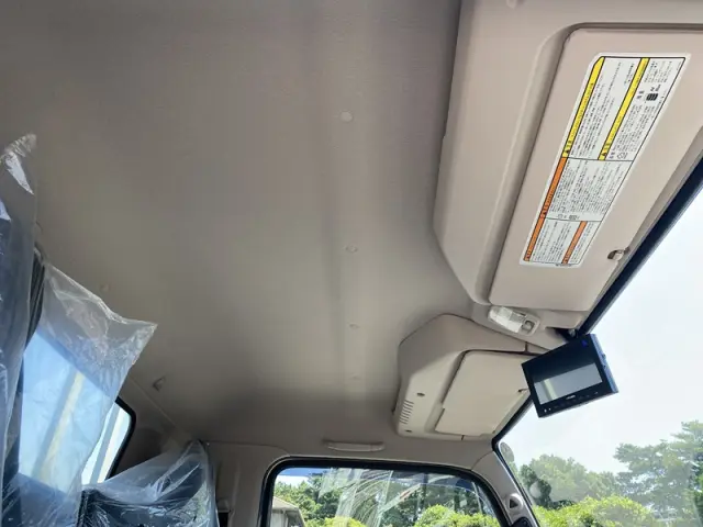 三菱 キャンター 2PG-FEB80(2WD)の写真14