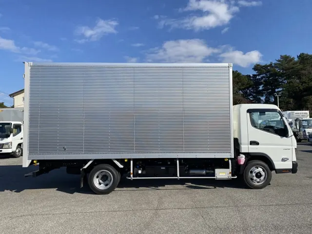 三菱 キャンター 2PG-FEB80(2WD)の写真5