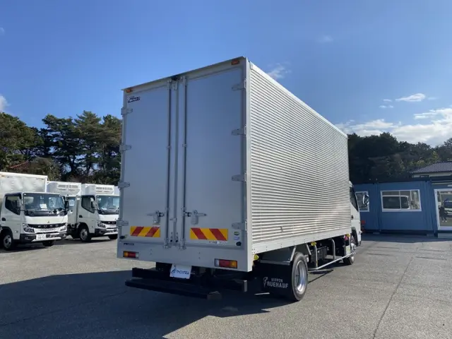 三菱 キャンター 2PG-FEB80(2WD)の写真7